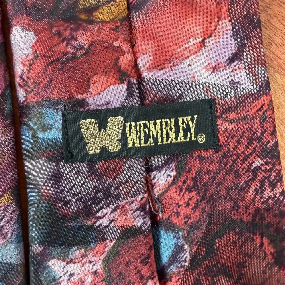 Wembley Mens Abstract Watercolor Print Silk‎ Blend Necktie Made USA